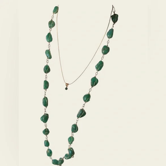 Elegant Vintage Green Gemstone Jewelry Set - Picture 6 of 6